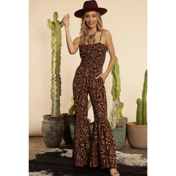 ✨ LAST ONE ✨ Leopard Print Jumpsuit - Picture 3 of 6